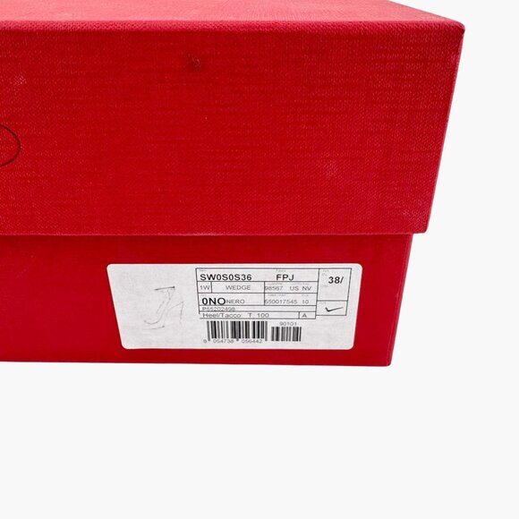 Valentino Garavani Ringstud Wedge Pumps Size 38.5 US 8.5 Pointed Black Patent - Picture 15 of 15